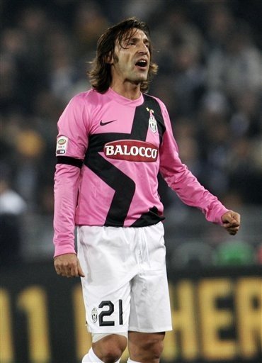 第五个“R”成为现实：巴萨的挑战与未来之路（第五个“R”落地：巴萨的考验与前行之道）