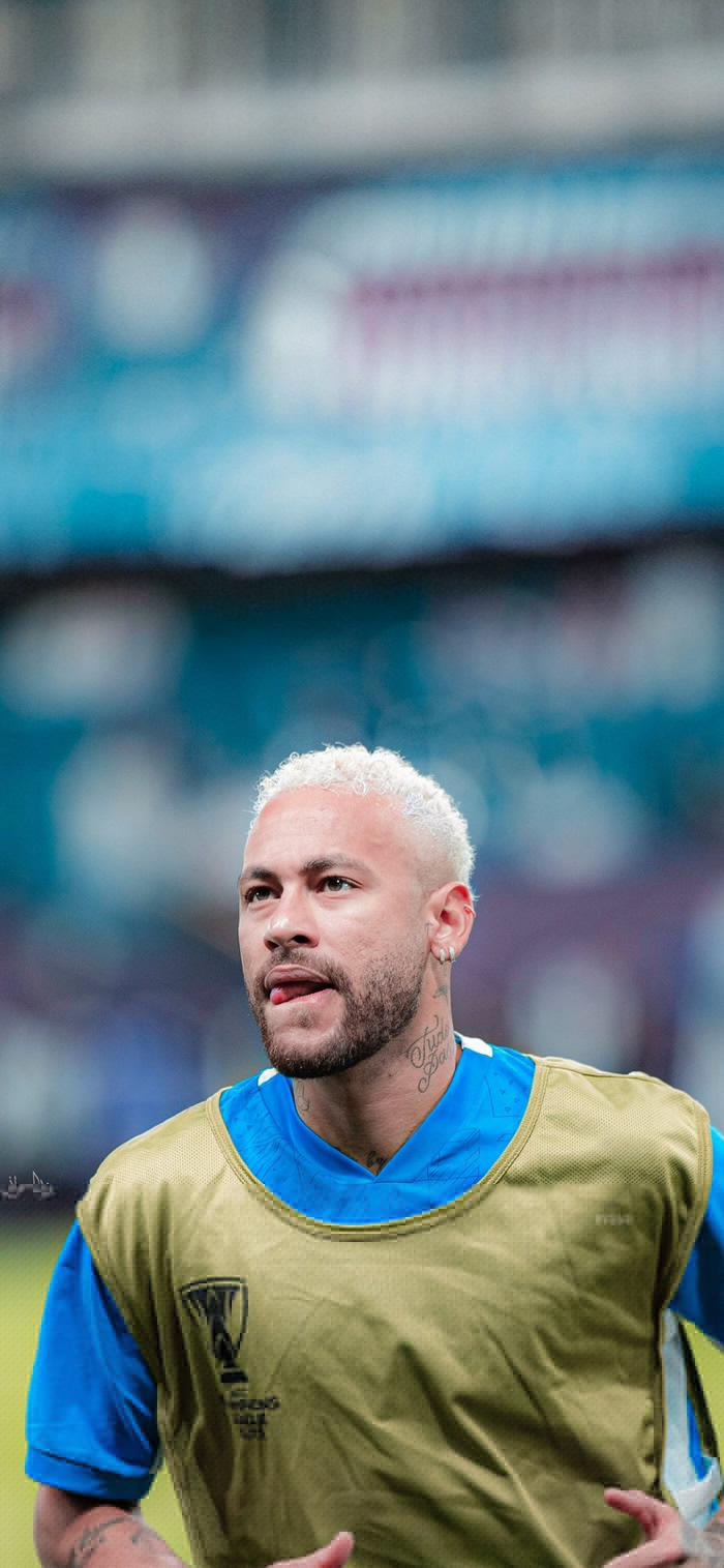 B席：在伯纳乌球场比赛并不容易，姆巴佩缺席对比赛影响不大（B席：伯纳乌作战向来艰难，姆巴佩缺阵影响有限）