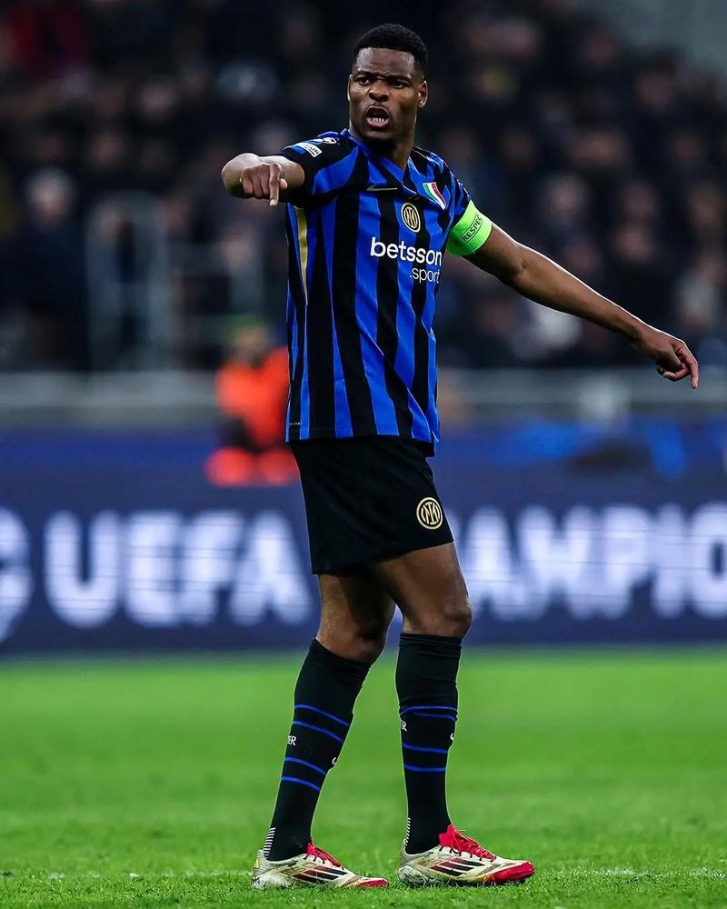 布朗谈自己得分里程碑时感叹：勒布朗咋拿到42000分的啊