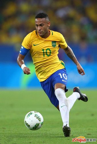 图拉姆：我们踢得很认真，我们是强大的团队，这对年轻人有益（图拉姆：我们态度投入，团队实力雄厚，这对年轻球员大有裨益）