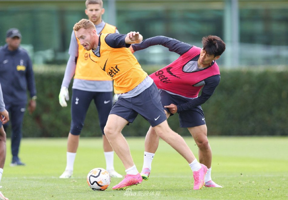 安德森：世界杯潜在首发？我只专注于踢好当下的每场比赛（安德森回应世界杯首发话题：专注当下每一战）