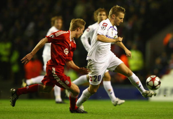 带伤作战无缘冠军！莎头组合0-3林仲勋／申裕斌，获总决赛亚军（带伤出战仍无缘登顶！莎头组合0-3负于林仲勋／申裕斌，摘得总决赛亚军）