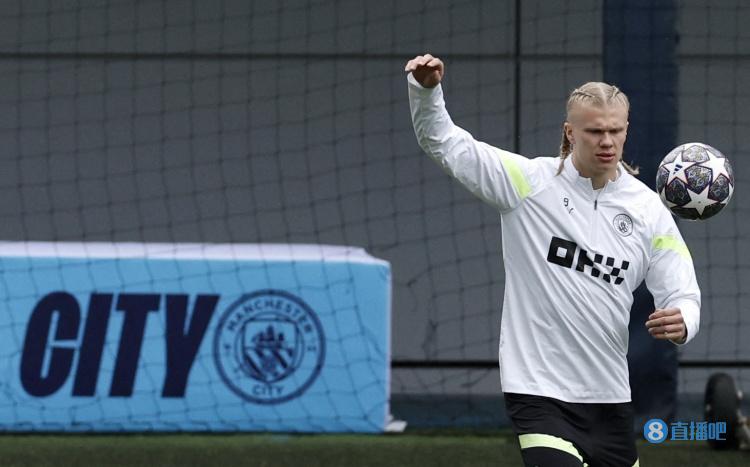 因为曾被纪律处罚，穆斯卡特无缘中超最佳教练候选（曾受纪律处分，穆斯卡特无缘中超最佳教练提名）